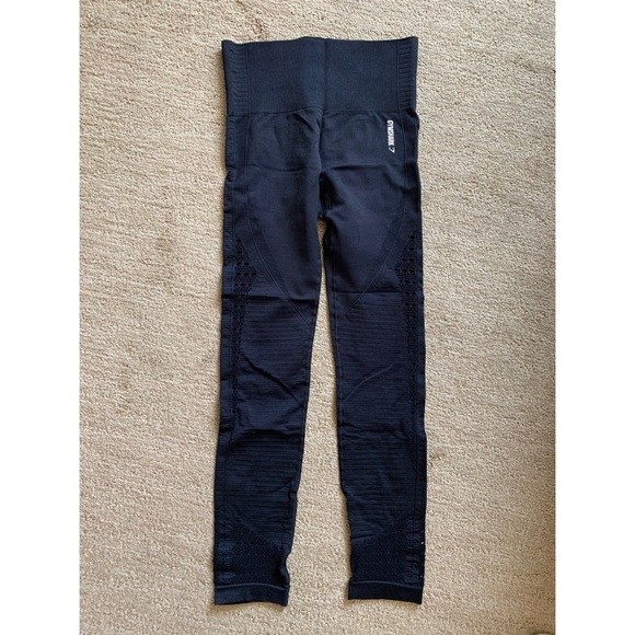 Gymshark Black Energy+ Seamless Leggings - Picture 3 of 5